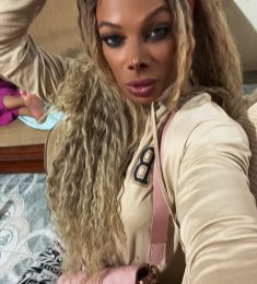 Yanella R., 30 años, Mujer Trans, Manta, Ecuador