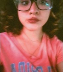 Coraline Andi, 19 años, No Binarie, Rioja, Perú